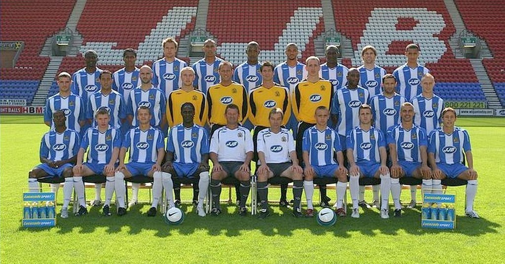 WIGAN ATHLETIC FOOTBALL TEAM PHOTO>2007-08 SEASON | eBay