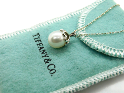 Tiffany & Co 925 Sterling Silver Heart Cap Pearl Pendant Necklace