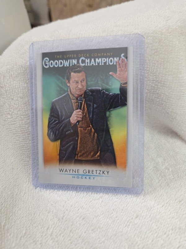 2021 Upper Deck Goodwin Champions Wayne Gretzky #20 Hockey HOF