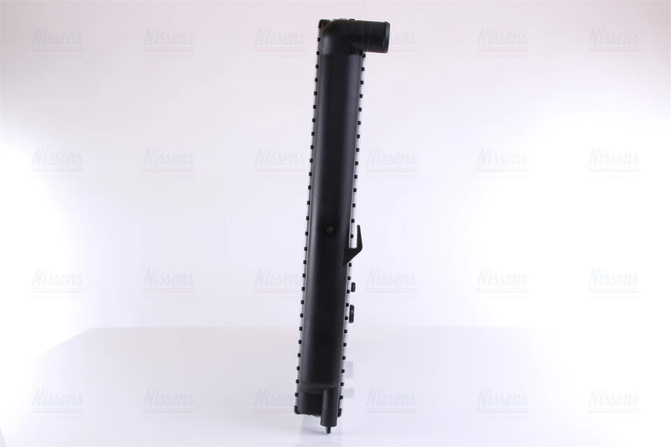 Nissens Coolant Radiator 62692A for MERCEDES-BENZ E-SERIES W210 (1996) E300 3.0  - Изображение 4 из 4