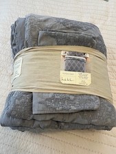Queen Size Nicole Miller Artelier Indigo Blue Matelasse 3 Piece Comforter Set