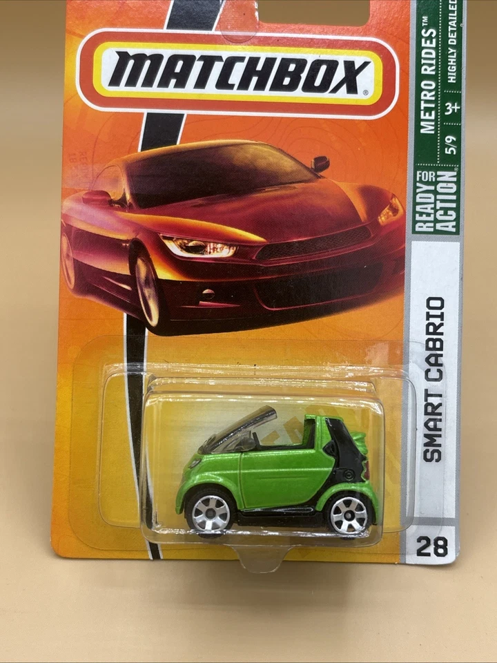 2009 Matchbox #28 Smart Cabrio GREEN METALLIC Metro Rides P2919 - Image 2 of 4