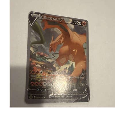The Pokémon Company Charizard 11/108 Evolutions Holo Rare Stage 2 150 HP 200 ATK