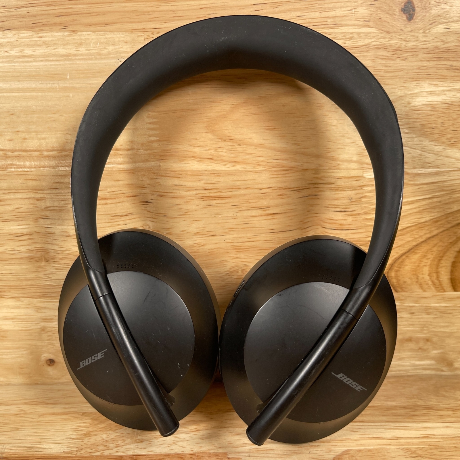 Bose 700 Black Wireless Bluetooth Noise Cancelling Over-Ear Headphones-image