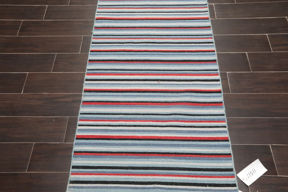 Alfombra oriental tradicional de 2'6" x 8' tejida a mano reversible Dhurry azul corredor Foto 4 de 4