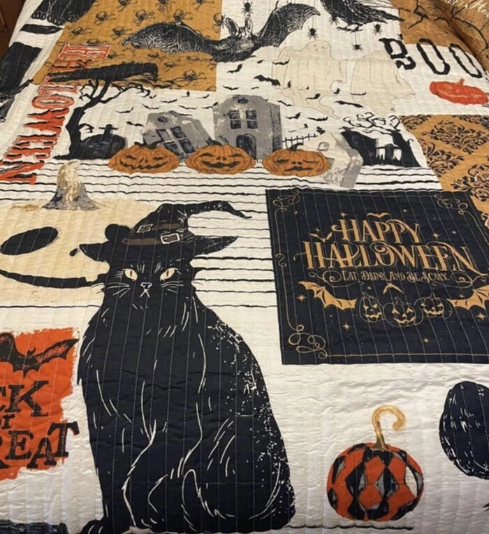 Halloween Comforter/Duvet Full Queen Bedding Set With 1 Sham Never Used - Image 4 of 4
