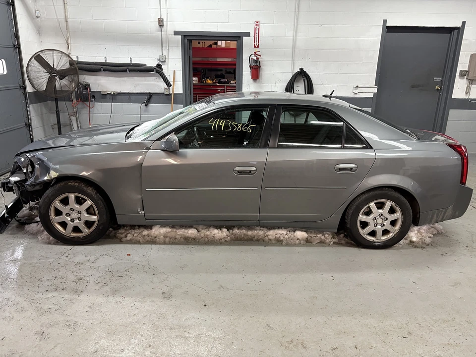 Espejo retrovisor derecho usado se adapta a: Cadillac Cts Power 2006 manual plegable opcional DR5 derecho Foto 4 de 4