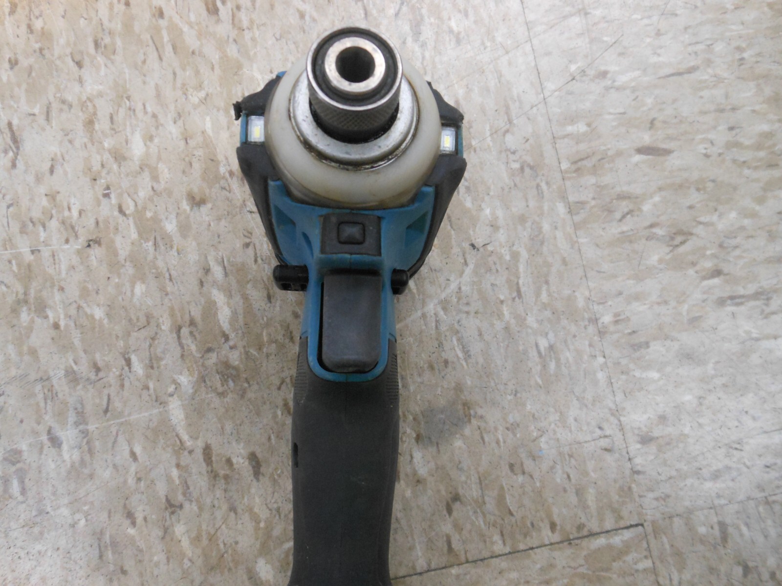 Makita XDT19 Impact Driver Only Tested, Works Well !!! eBay