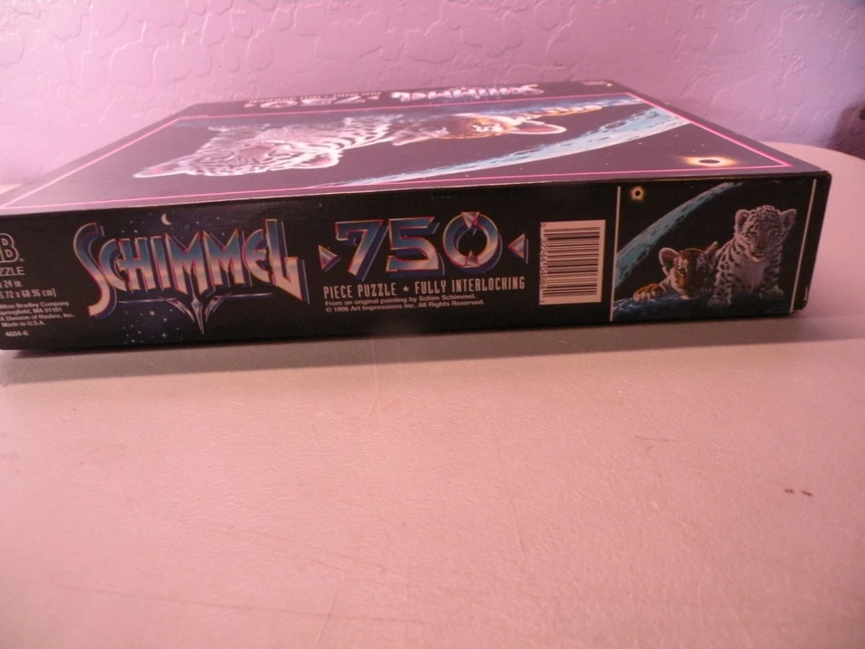 Rompecabezas Schimmel Total Eclipse 750 Milton Bradley Space Baby Tigers Cubs De colección Foto 2 de 3