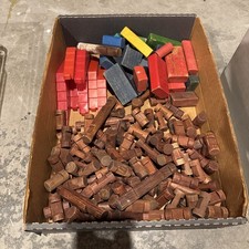 Miscellaneous Vintage Wooden Blocks & Lincoln...