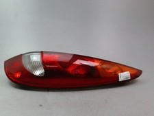 Feu arrière Nissan ALMERA TINO