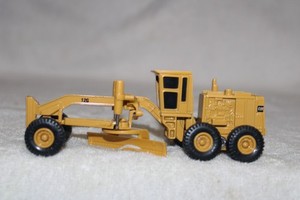 1/64 CAT 12G GRADER