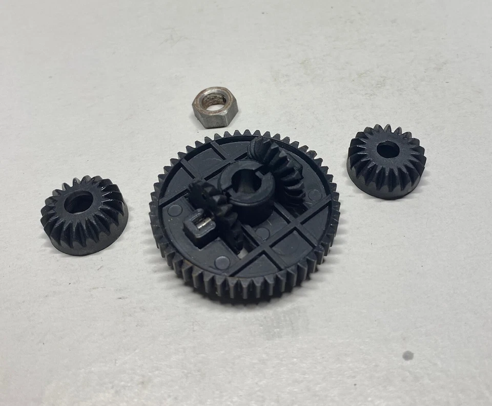 GRAUPNER #4977/15 - Différentiel pour Mercedes 450 SLC, Porsche Turbo - Photo 2/3