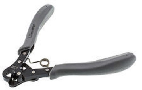 The Bead Smith One Step Looper 1.5mm Loops - Picture 1 of 1