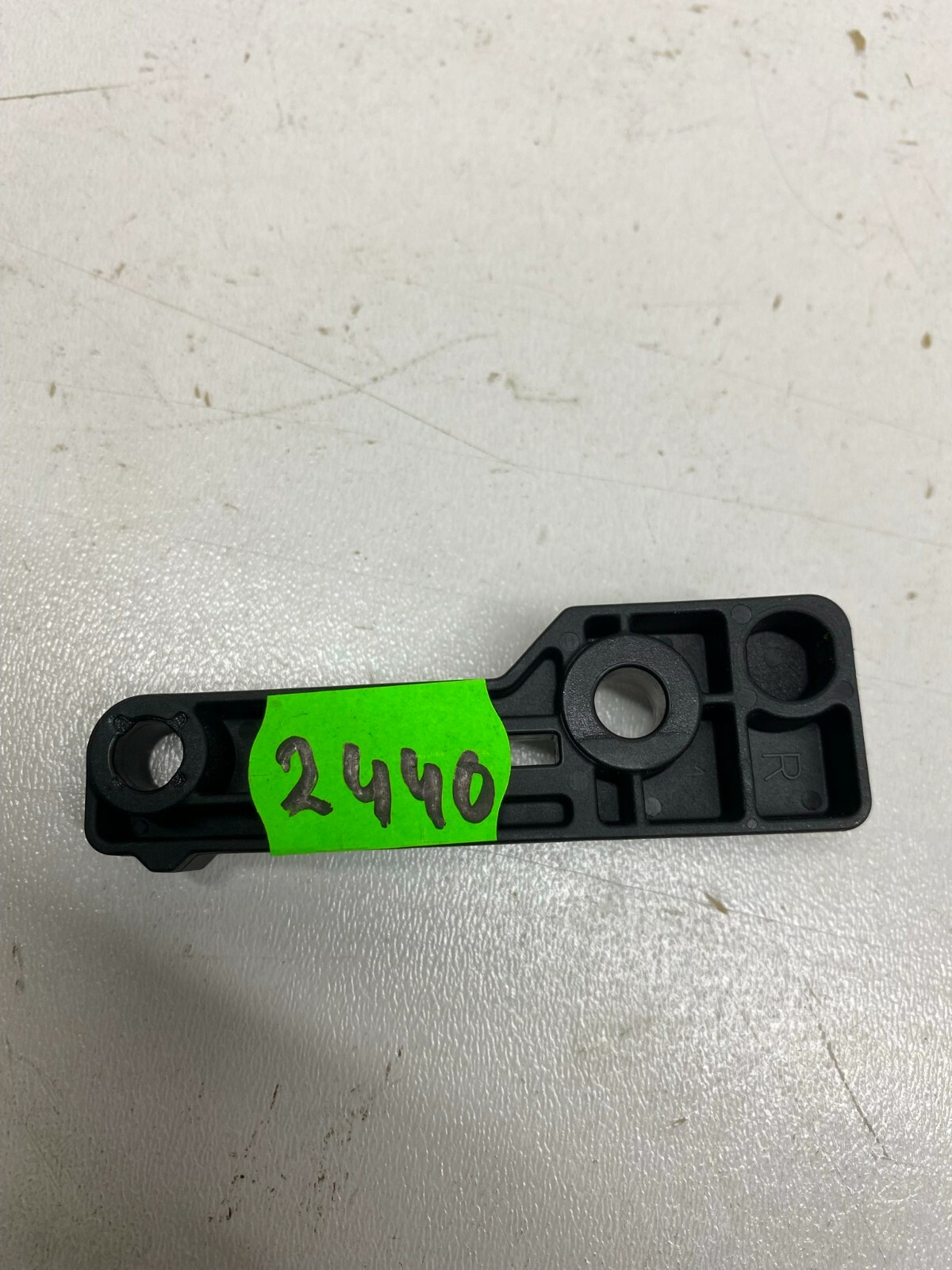 BMW 5 G30 G31 2018 engine bay part 9250692 DEI15884 for sale  