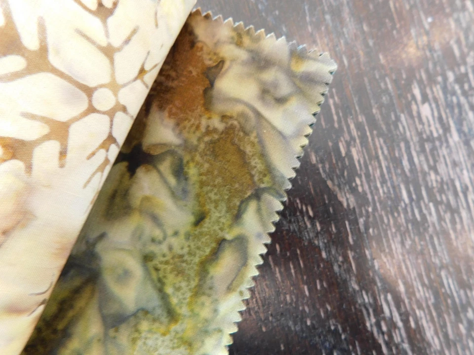 Moda Snowbird Batiks Charm Pack 40 Squares Laundry Basket Quilts Cotton Fabric - Image 4 of 4