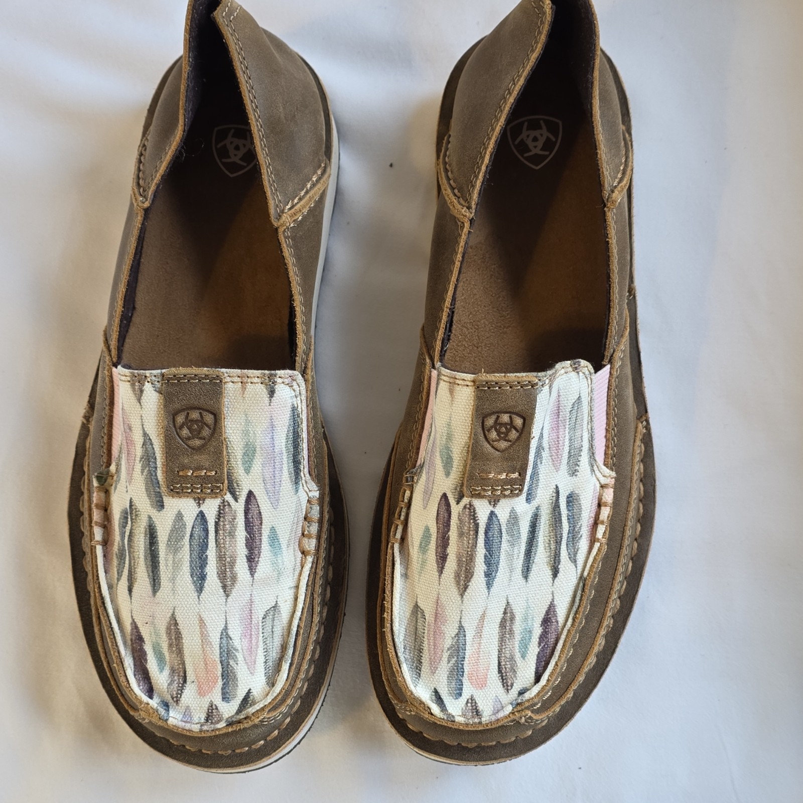 Ariat Women's Feather Pattern Brown Multicolor Sl… - image 1