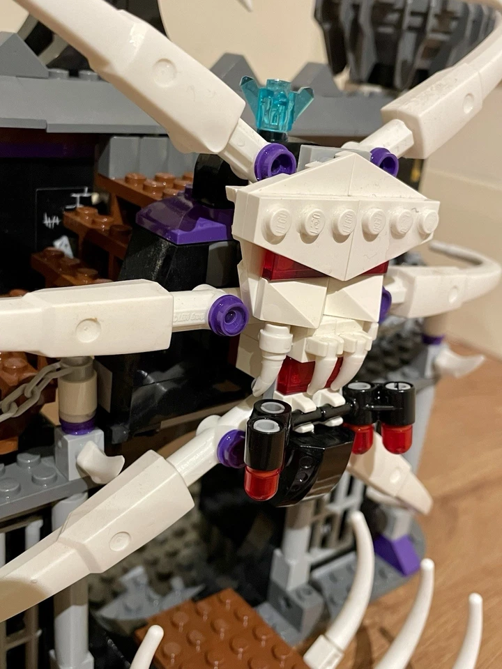 LEGO Ninjago 2505 Garmadon's Dark Fortress, photo 4 of 5