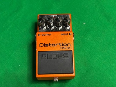 Boss DS-1X Distortion Pedal - Guter Zustand