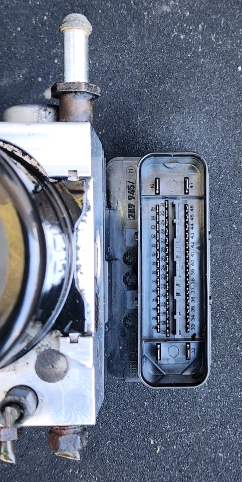 Módulo de bomba de freno antibloqueo ABS 2009-2013 Suzuki Grand Vitara 06.2102-1029.4 OEM Foto 3 de 4