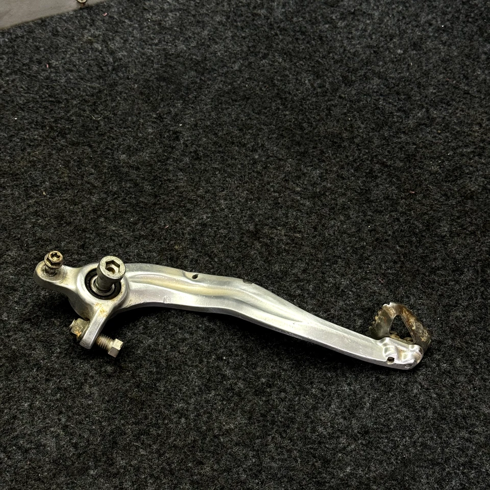 09-16 KTM 250 XC OEM PALANCA DE FRENO TRASERO PEDAL PERNO HERRAJES Foto 2 de 3