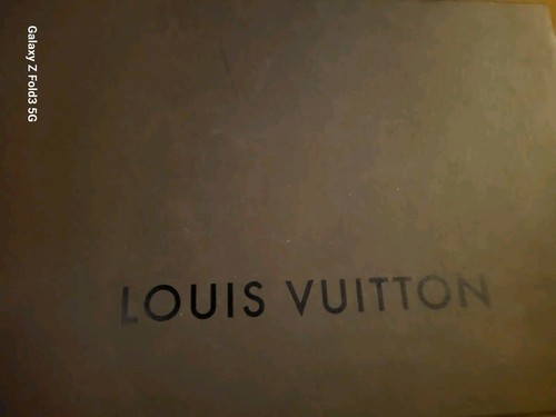 Auth LOUIS VUITTON Ombre Black Mahina leather SELENE MM Shoulder Bag! Never Worn - Picture 14 of 22