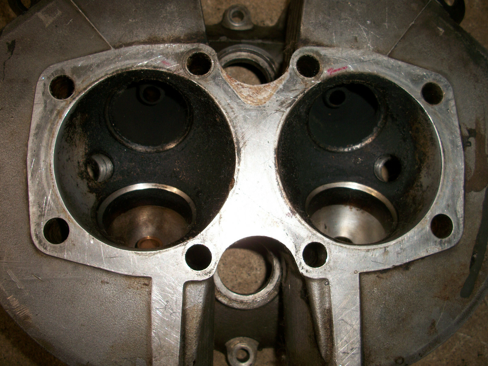 Triumph Cylinder Head 8 Bolt Single Carb 650cc E3548 for sale online eBay