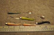 Lot of used 3 Beetle Spins, extra tails see pictures for more Info