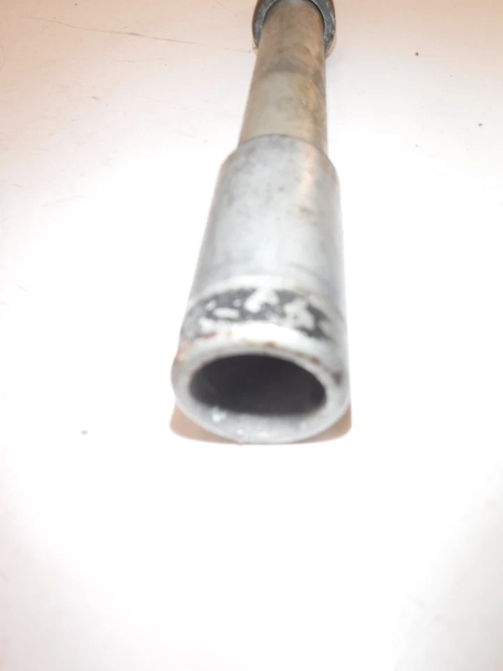91-94 HONDA CBR600F2 FRONT WHEEL RIM AXLE PIVOT BOLT - Image 3 of 4