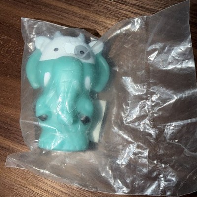 Fun Express Plastic/Rubber Elephant For Bath Fun Water Play