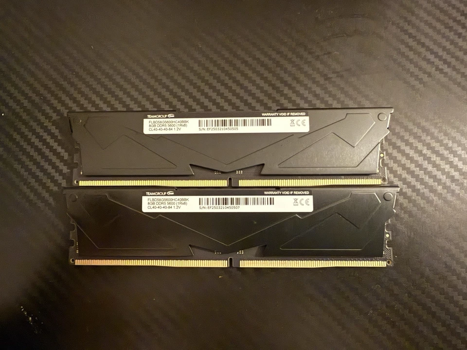 TEAMGROUP T-Force Vulcan DDR5 16GB (2x8GB) 5600MHz CL40 - Immagine 2 di 2