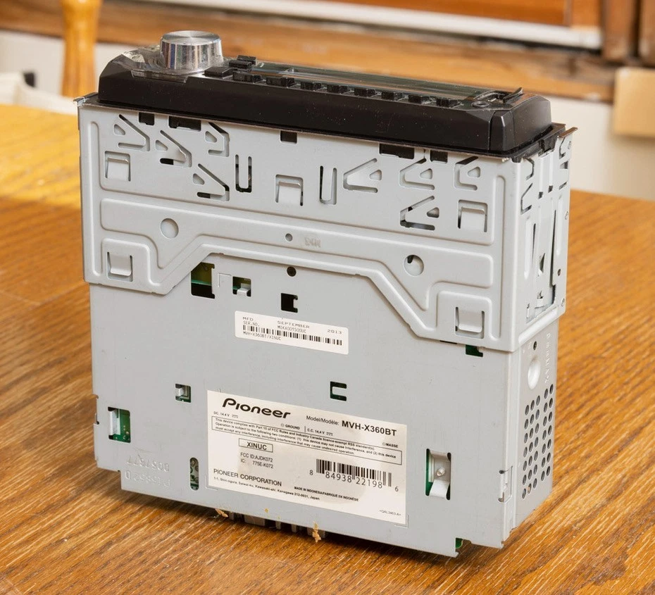 Reproductor multimedia Bluetooth Pioneer MVH-X360BT usado Foto 4 de 4