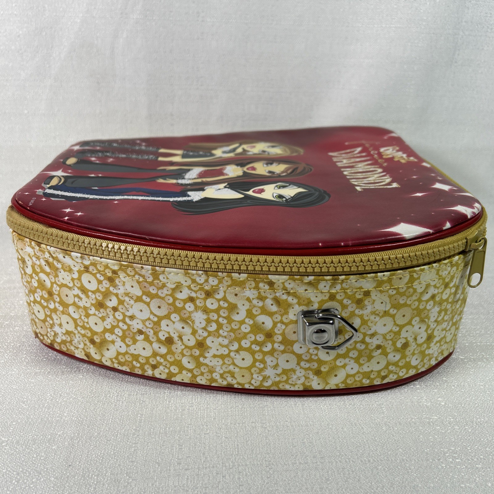 Bratz Forever Diamondz Zip Up Cosmetic/Doll Case Bag 2006 Top Handle Pocket