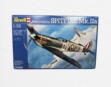 Supermarine Spitfire Mk.IIa - 1:32 - Revell - 03986