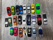 1/64 HOT WHEELS LOT OF 24 LOOSE MUSCLE CARS  TRUCKS