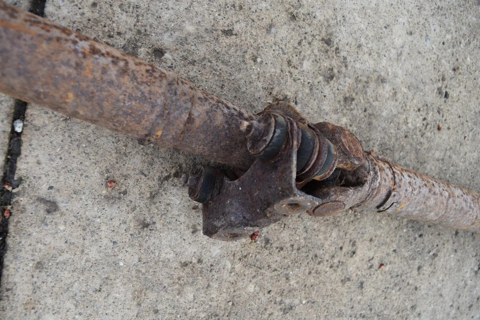 1958 CADILLAC LIMO FLEETWOOD SERIES 75 DRIVESHAFT DRIVE SHAFT LINKAGE 58 - Image 4 of 4