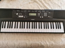 Yamaha EZ-220 Digital Keyboard with 61 Keys - Black