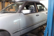 T&Uuml;R Vorn Links Mercedes-benz E 280 210 Farbe Silber 744M Limousine