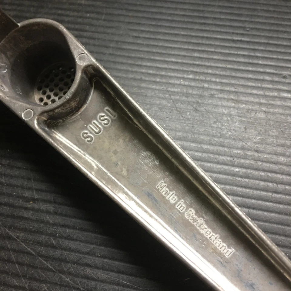 Vintage 1970s Zyliss Susi Aluminum  Garlic Press 6" Long Made in Switzerland - Image 2 of 4