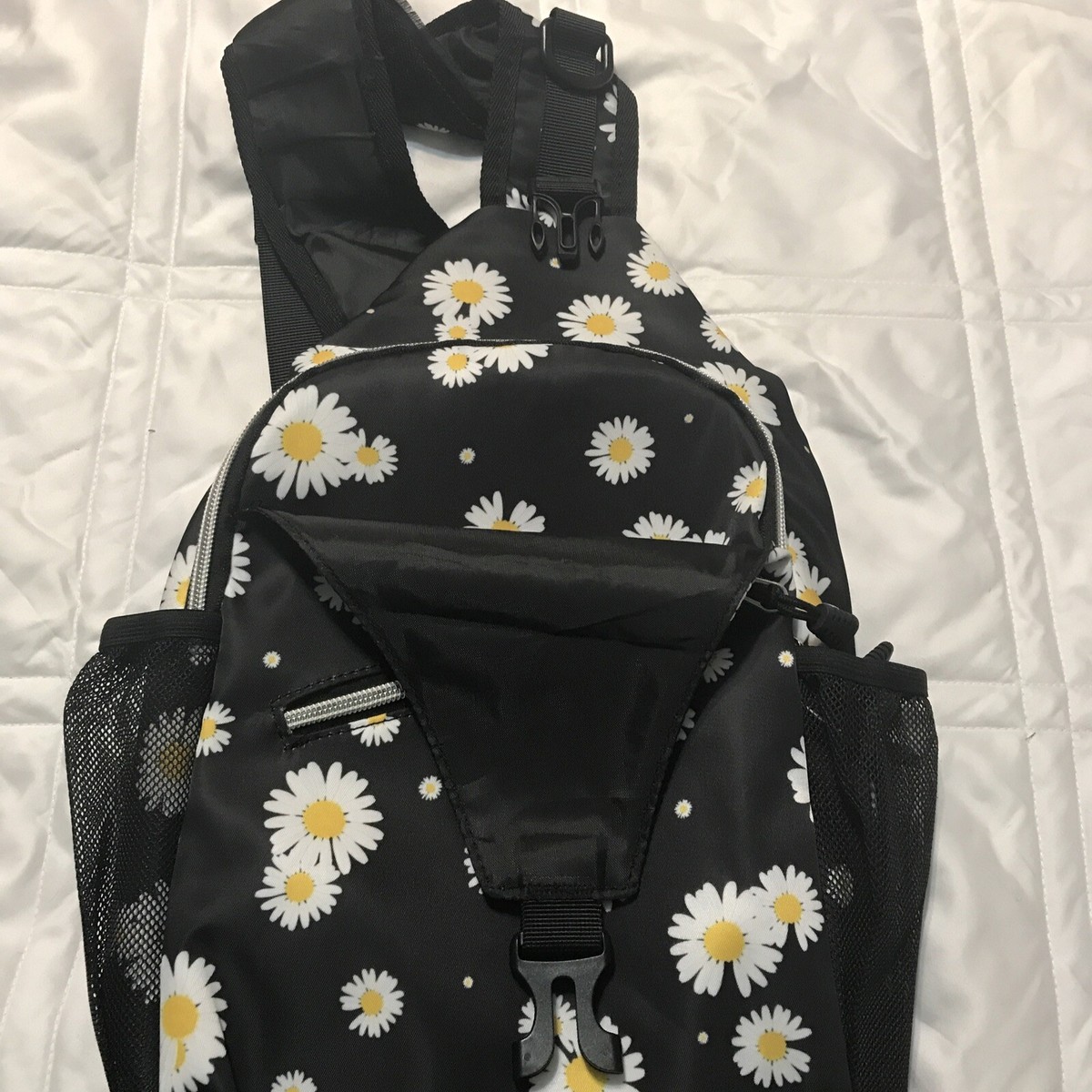 MOSISO Daisy Sprigs Sling Backpack - Crossbody Daypack For Hiking & Travel, Fits Tablets Up To 11" - View #2