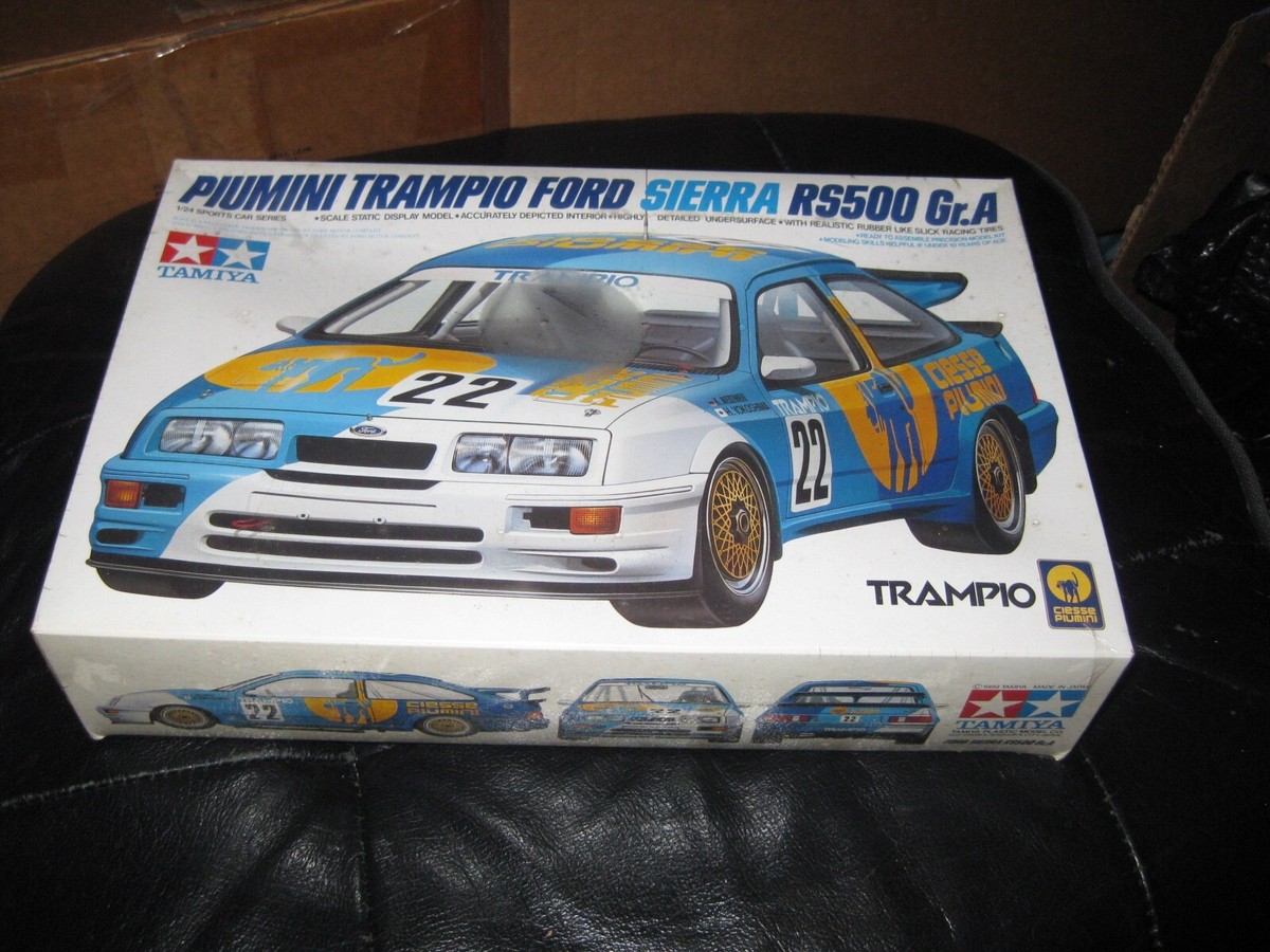 自動車 PIUMINI TRAMPIO FORD SIERRA RS500 Gr.A Sealed Piumini Trampio Ford Sierra RS500 Gr.A by Tamiya in 1/24