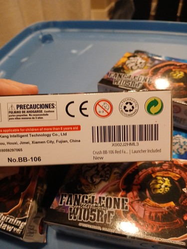 8 Fang Leone W105R2F Burning Claw WBBA Beyblade Metal Fight Takara Tomy - Picture 9 of 15