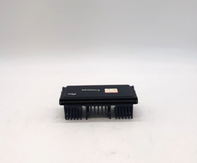 Intel 80523PY350512 Pentium II Processor w/Heatsink