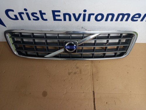 Genuine Volvo XC90 2003-2014 Front Bonnet Grill 30695512 (H6) - Picture 7 of 20