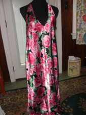 Fredericks's Of Hollywood Long Satin Nightgown Night Gown Pink Roses 1X