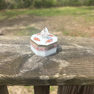 Herend Hungary Handpainted Orange Bunny Rabbit Trinket Box Gold Octagon