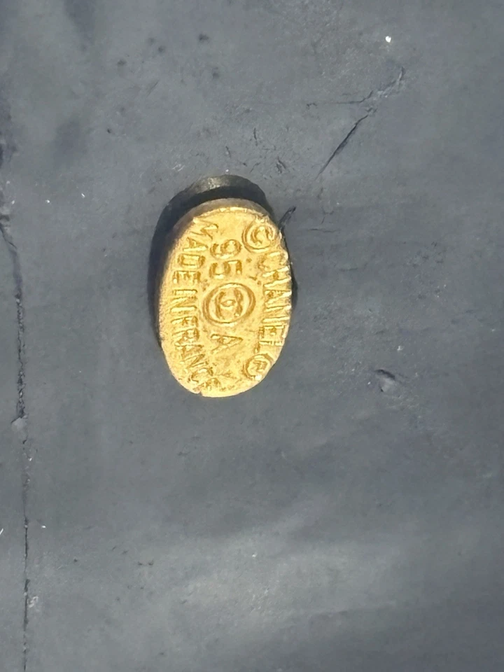 Vtg Chanel Black Lucite CC Logo Cuff Bracelet - Image 3 of 4