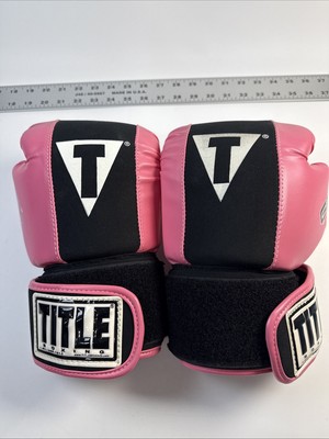 TITLE Boxing Gel Lined Gloves-Pink *Women's Medium*