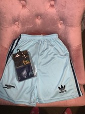 Image of Unisex Kids Arsenal Football Shorts And Sick Size 26