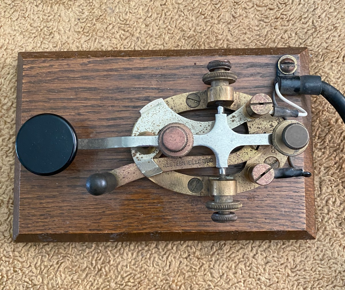 ケント Vintage Western Electric Telegraph Key Keyer Morse Code Device